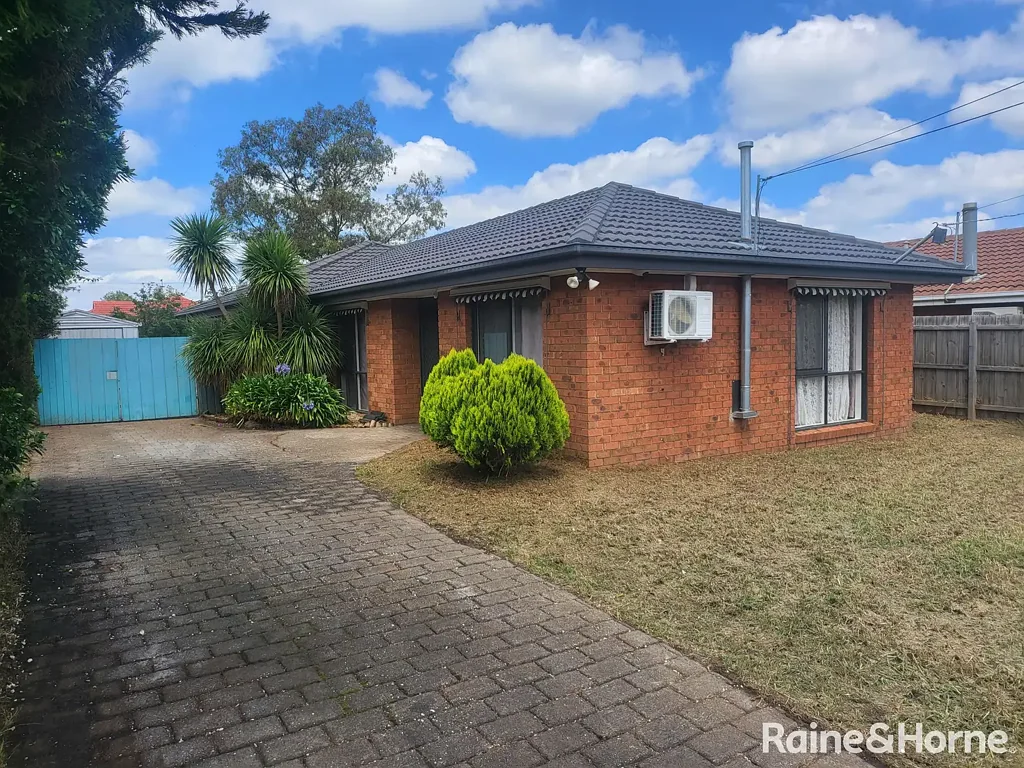 CENTRALLY LOCATED 3 BEDROOM HOME WITH PLENTY OF PARKING