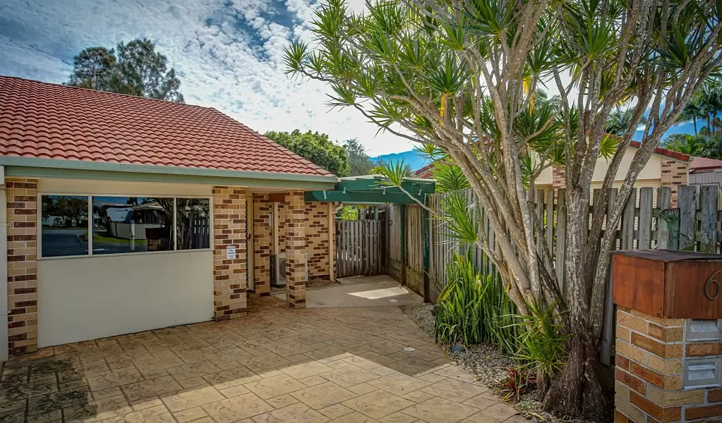 2/6 Macbeth Court, Merrimac, QLD 4226
