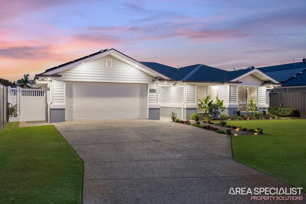 9 Corbould Court, Jacobs Well, QLD 4208