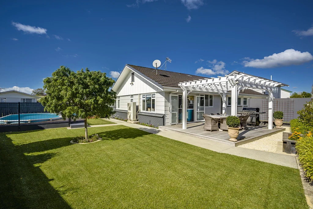 35 Holyrood Street, Taradale, Napier, Hawke's Bay