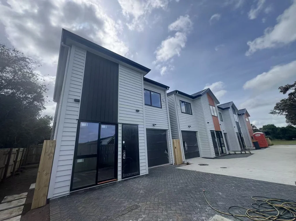 Brand New Homes for Rent – 5 Calthrop Close, Māngere