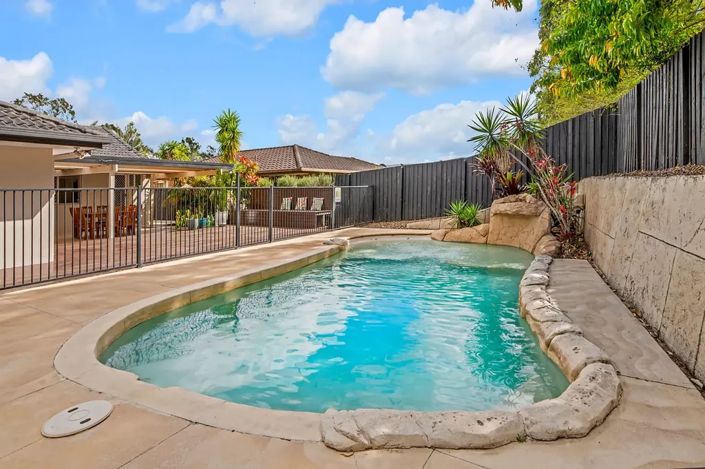 Parkwood 4房  Spacious Family Living in Prime Location