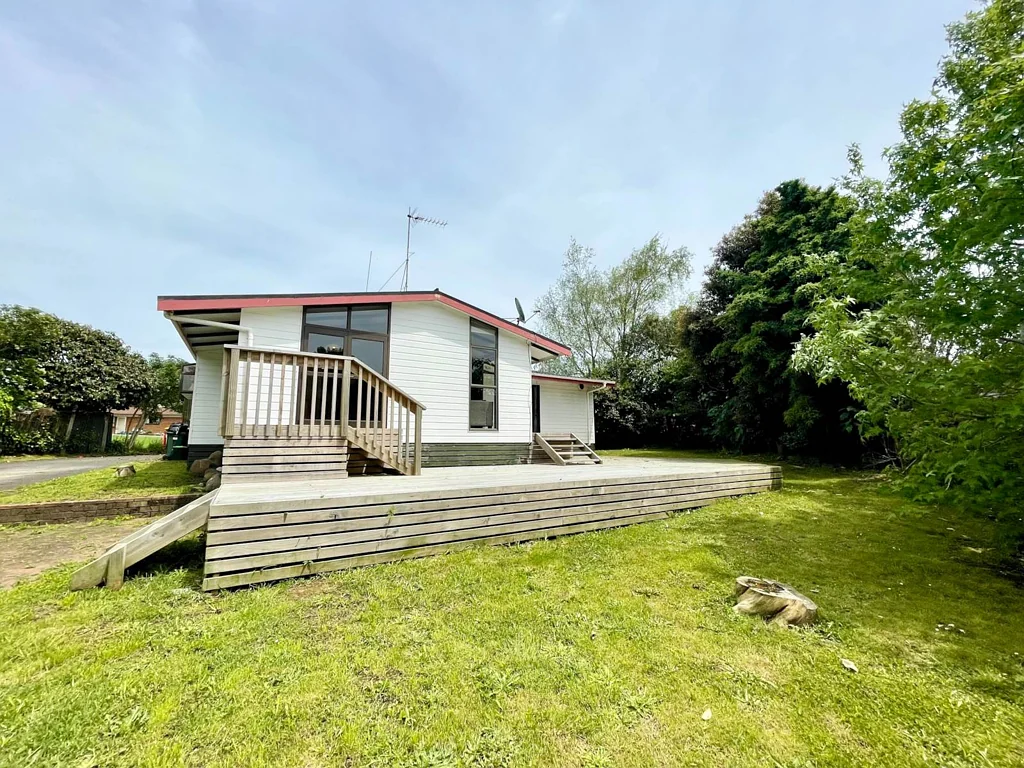 Spacious Four-Bedroom Family Home in the Heart...