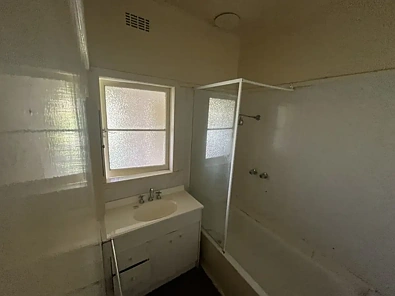 44 Comans Street, Morwell, VIC 3840, 3 Bedrooms, 1 Bathrooms, House