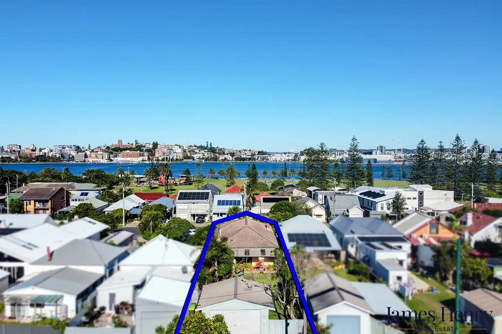 Stockton 3બેડરૂમ 🌊 A CENTURY OF COASTAL HISTORY – CHERISHED FOR GENERATIONS 🏡✨