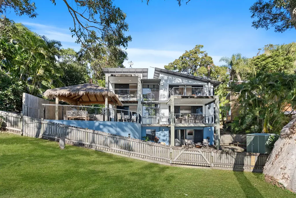 105 Tramican Street, Point Lookout, QLD 4183