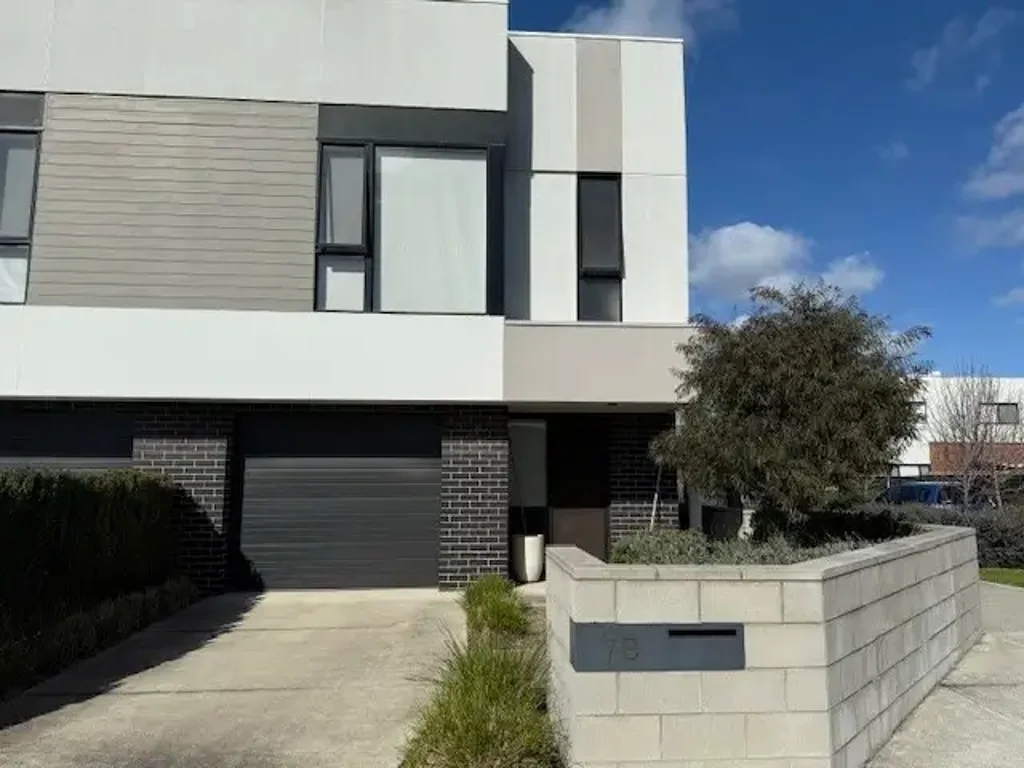Stylish & Spacious Townhouse