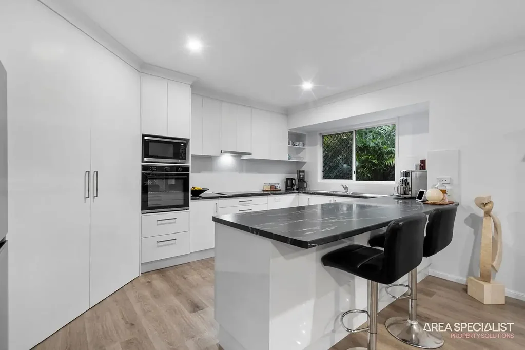 Ormeau 4房  IMMACULATE HOME IN A SOUGHT-AFTER STREET