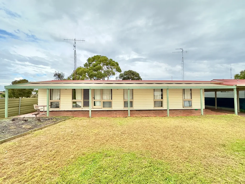 22 Bertha, Bordertown, SA 5268