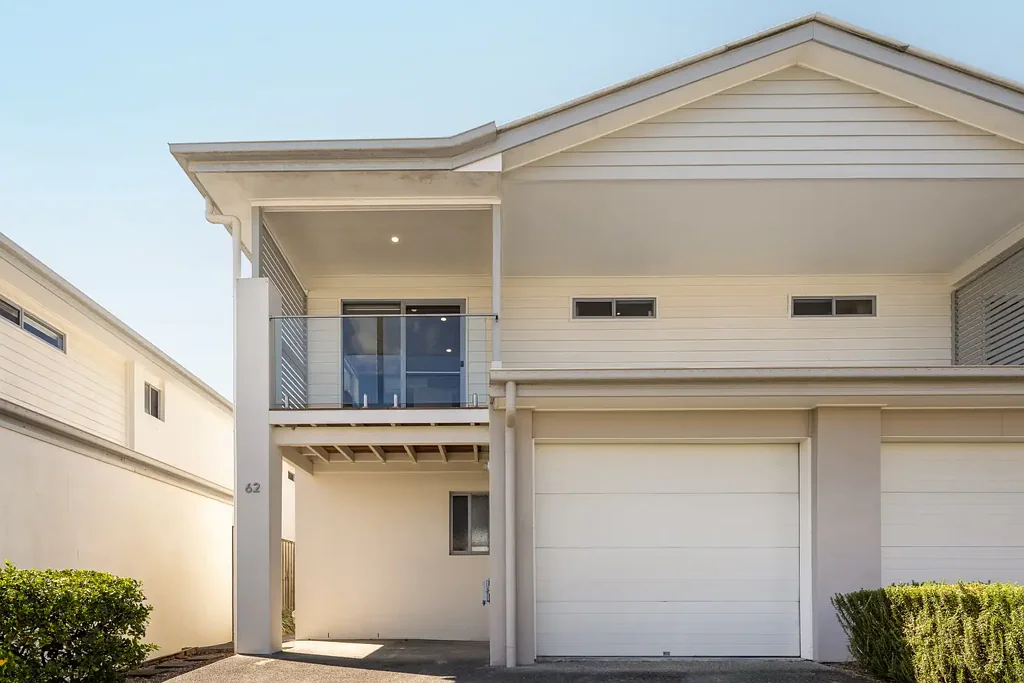 Dakabin 3 Slaapkamer UPDATED TOWNHOUSE IN HIGHLY DESIRABLE AREA!!