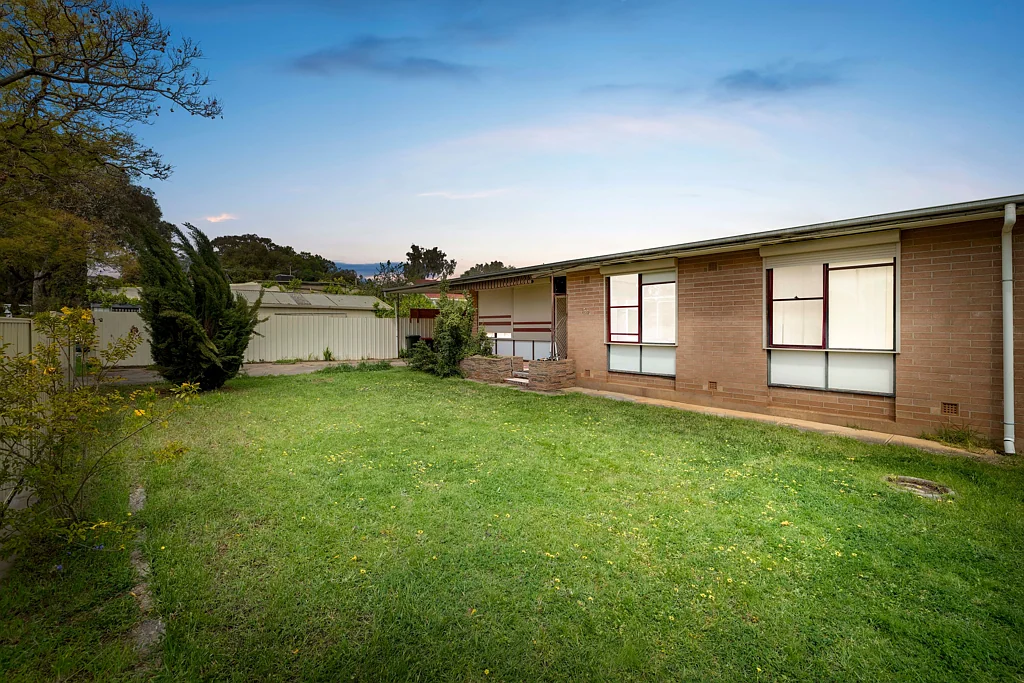 11 Martindale Street, Para Hills, SA 5096