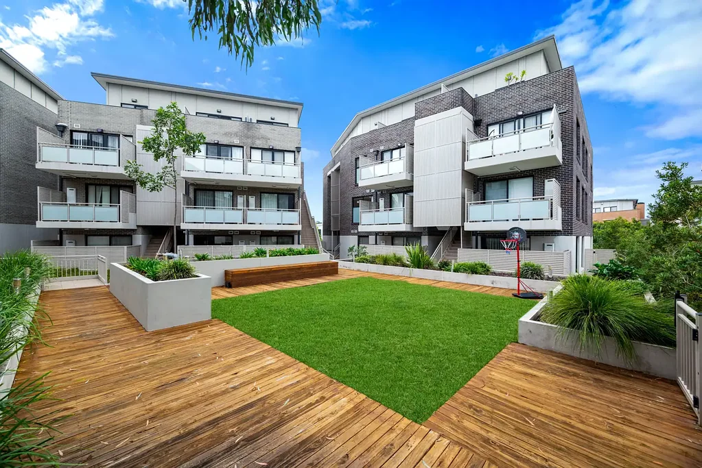 17/1 Glenmore Ridge Drive, Glenmore Park, NSW 2745
