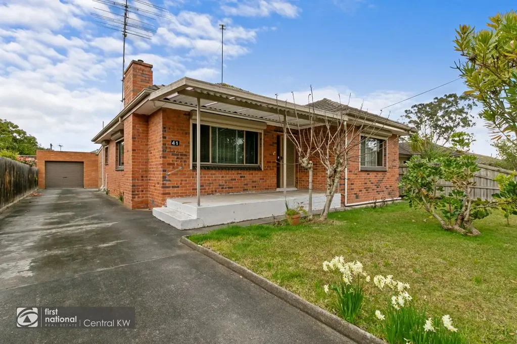41 Collins Street, Morwell, VIC 3840