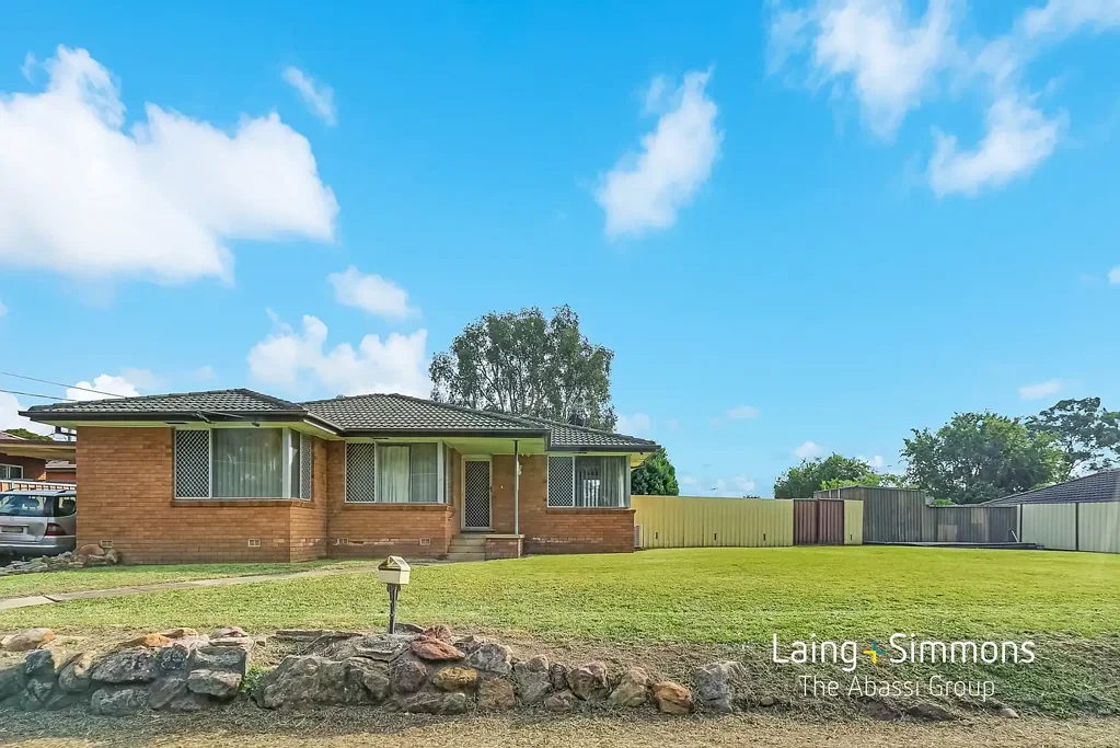 17 Hewitt Street, Colyton, NSW 2760