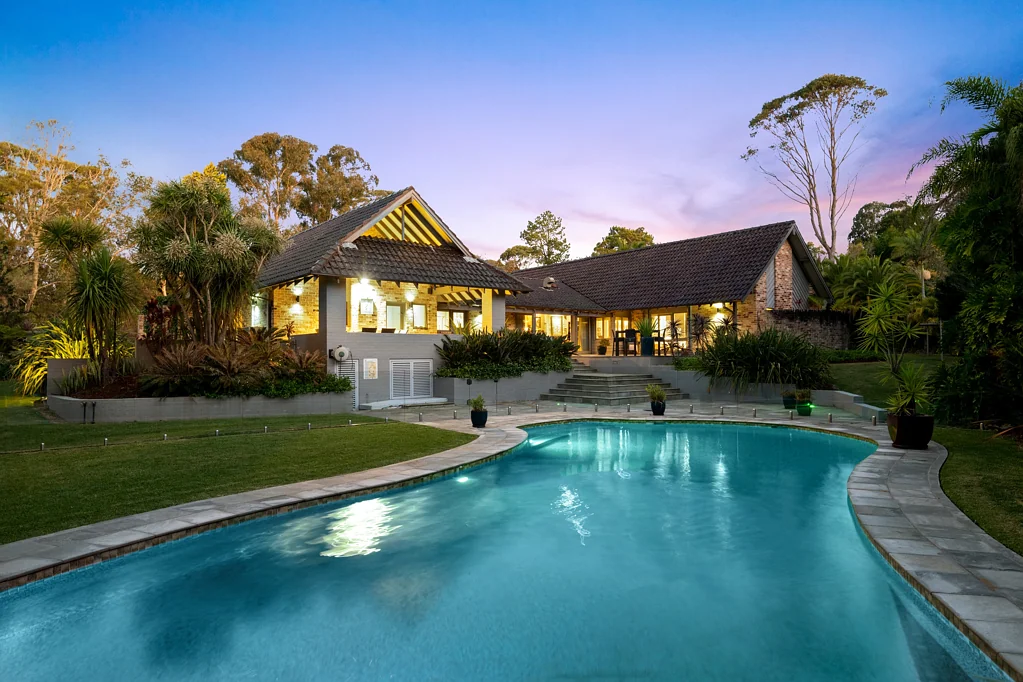 Terrey Hills 6房  Unrivalled Value on 4.3 Fully Usable Acres with Guest House in Premier Terrey Hills Location and so much more