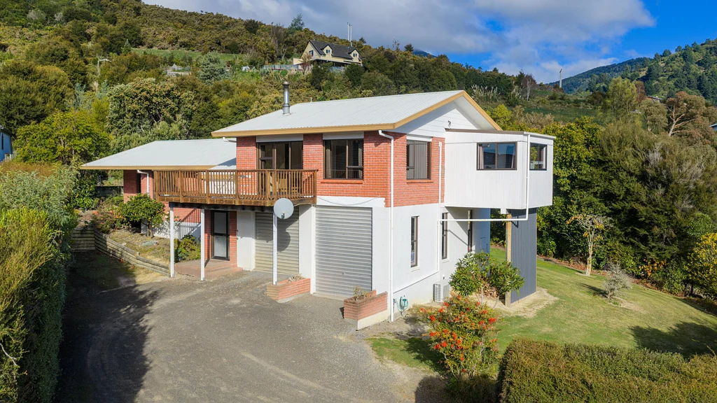 Waikawa 3Moenga Vendors are on the market to sell