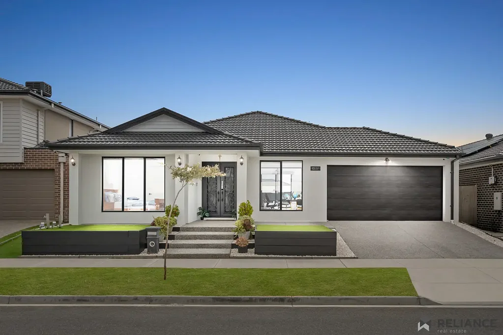10 Ginger Crescent, Mickleham, VIC 3064