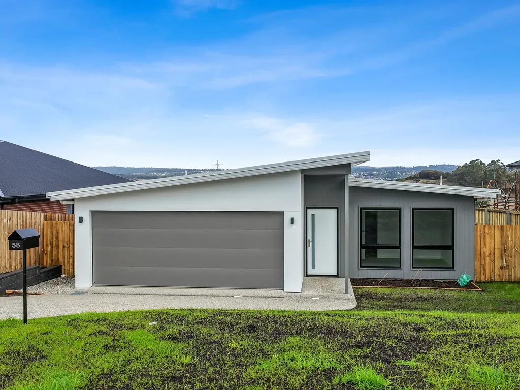 Newly Built 4 Bedroom Home!