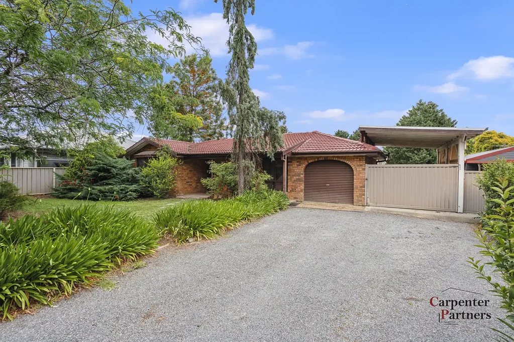 Thirlmere 5બેડરૂમ Huge 1,331sqm Lot!!!