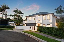 5 Ainslee Place, Seaforth