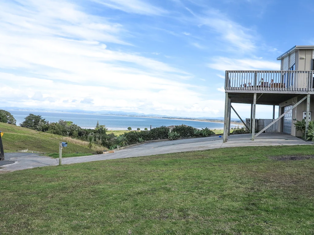 Karikari Peninsula Elevated Living at the End of the Lane