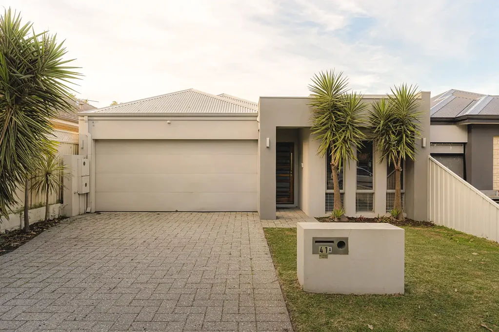 Rivervale 4 Slaapkamer In a Word: Refined