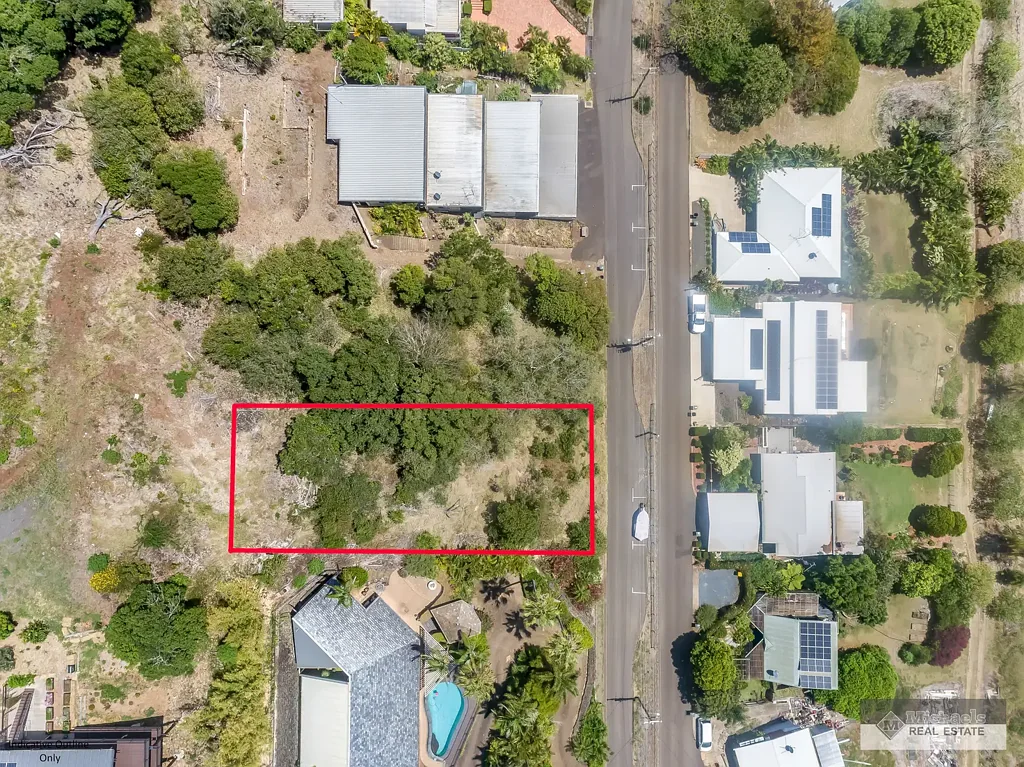 42 Rehbein Avenue, Qunaba, QLD 4670
