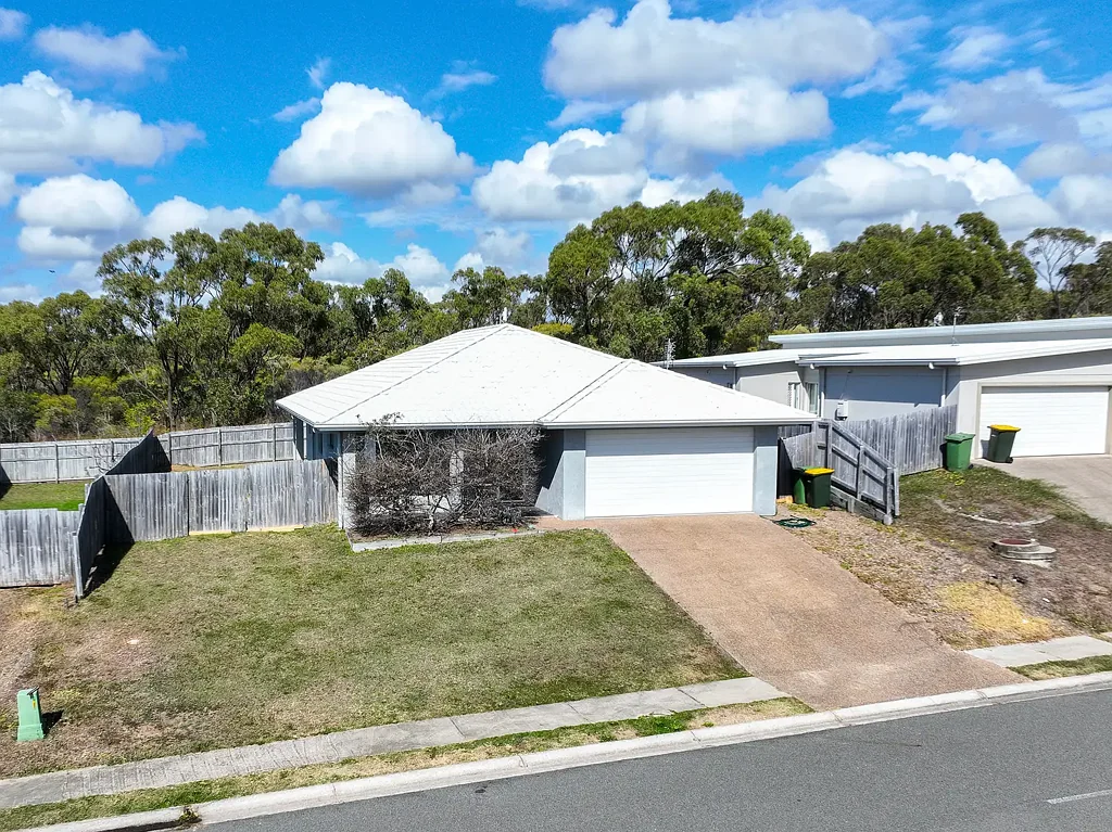 Bowen 4 Bedroom SOLID, SPACIOUS & SECLUDED