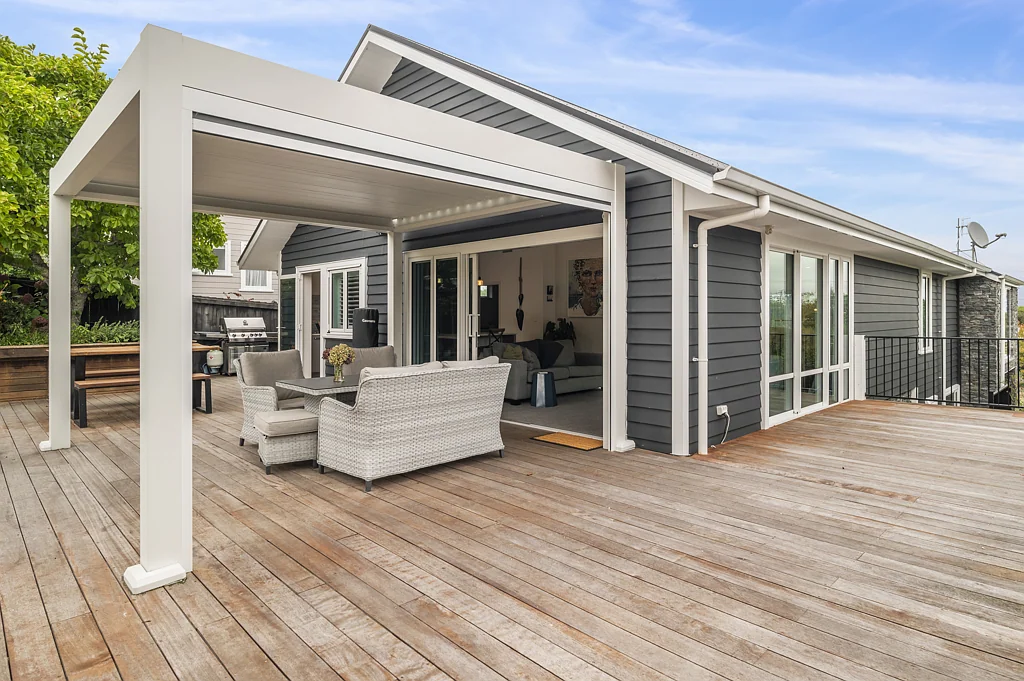 Waipahihi 4 Bedroom Luxury, style and unmatched elegance