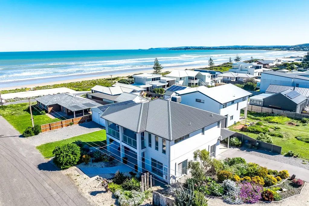 Middleton 4Zimmer Elite Living at 109 Newell: Panoramic Ocean Views from Goolwa to the Bluff