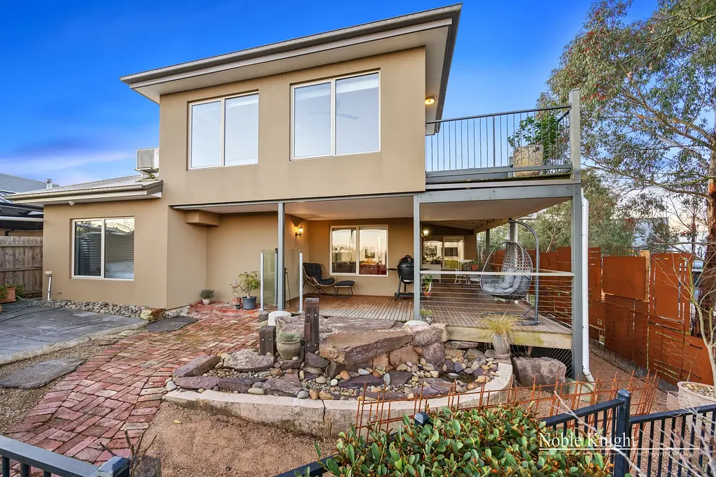 Yarra Glen 4 Bedroom Custom-Built Family Haven with a Premium Touch