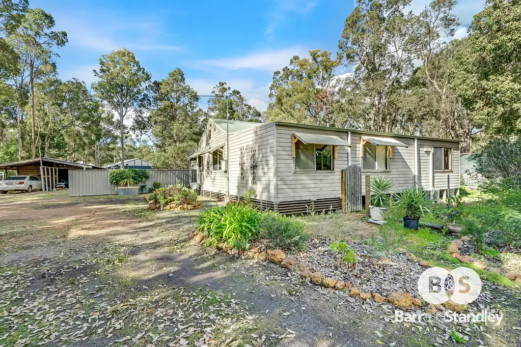 6 Moore Road, Wilga, WA 6243