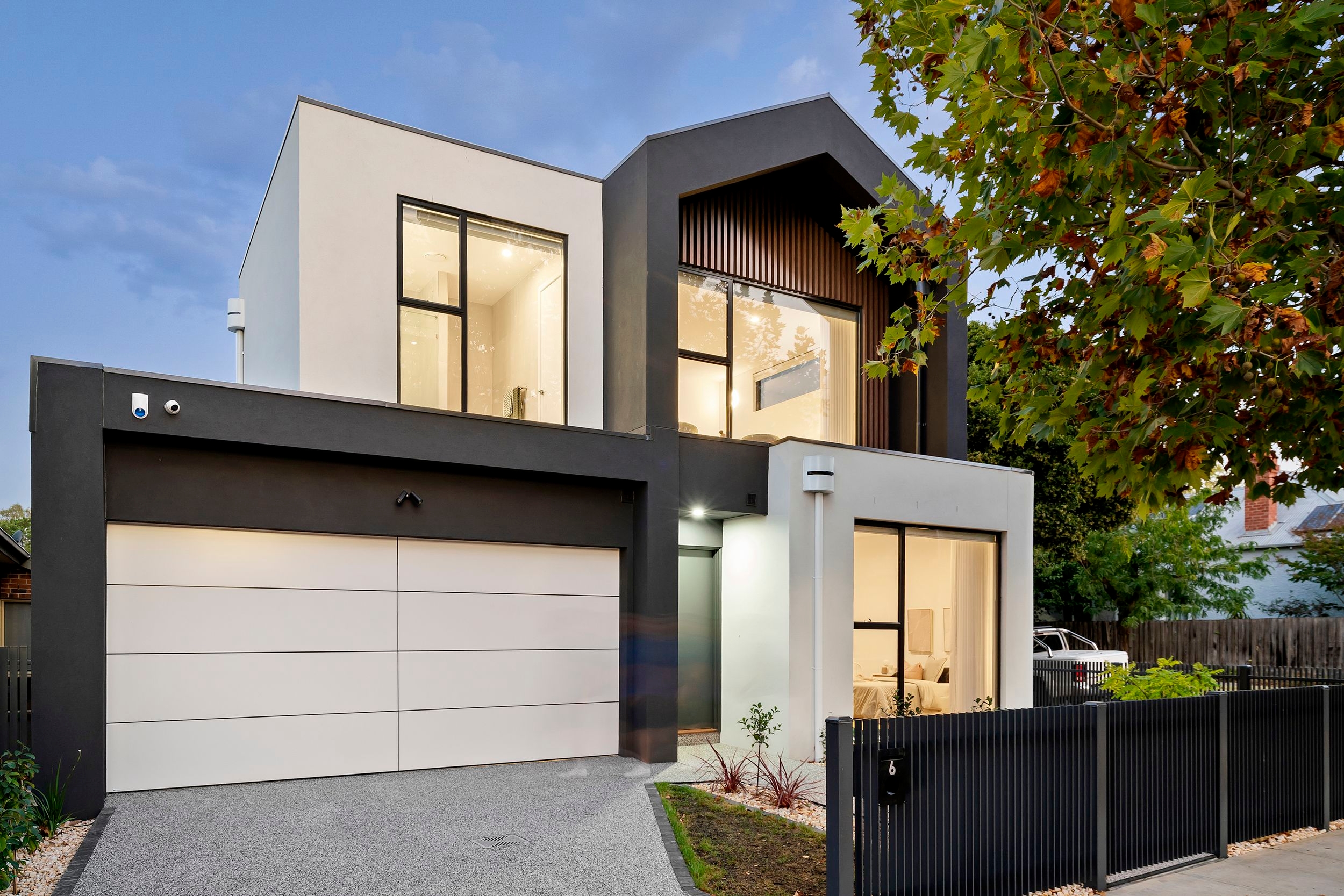 6 MYRNONG CR, ASCOT VALE VIC 3032, 0 غرف, 0 حمامات, House