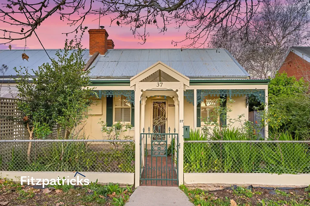 37 Fox Street, Wagga Wagga, NSW 2650
