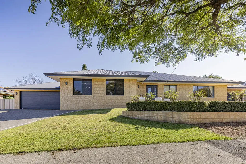 5 Christmass Street, Northam, WA 6401