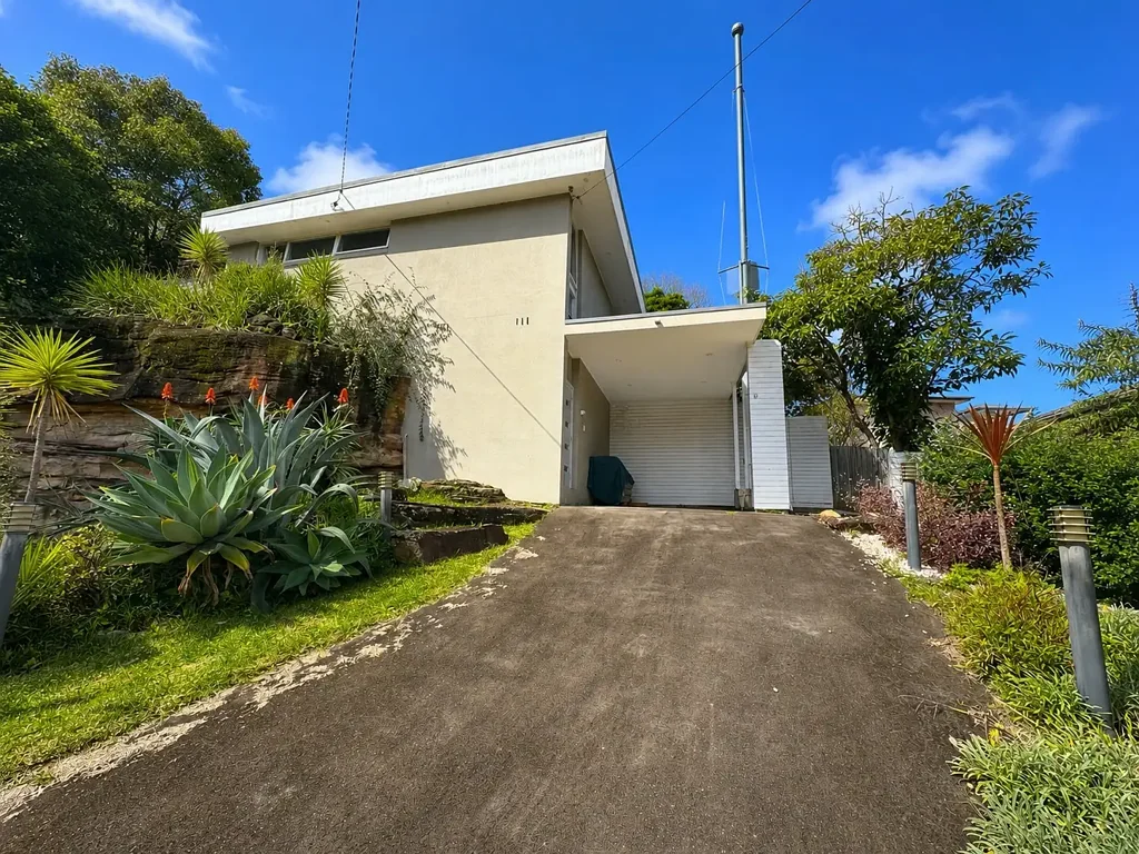 Walk to Hunters Hill Village & Riverglade Reserve