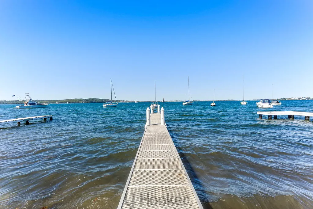 290 Skye Point Road, Coal Point, NSW 2283