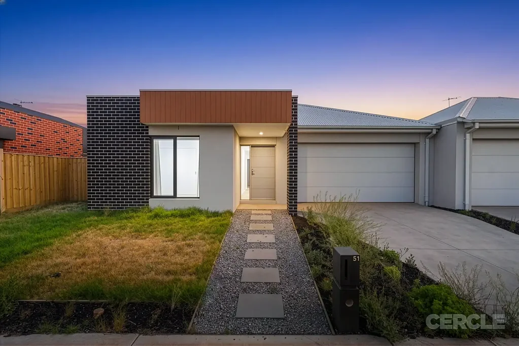 Tarneit 4房 Tarneit便利地段的家庭舒适居所 Family Comfort in a Convenient Tarneit Location