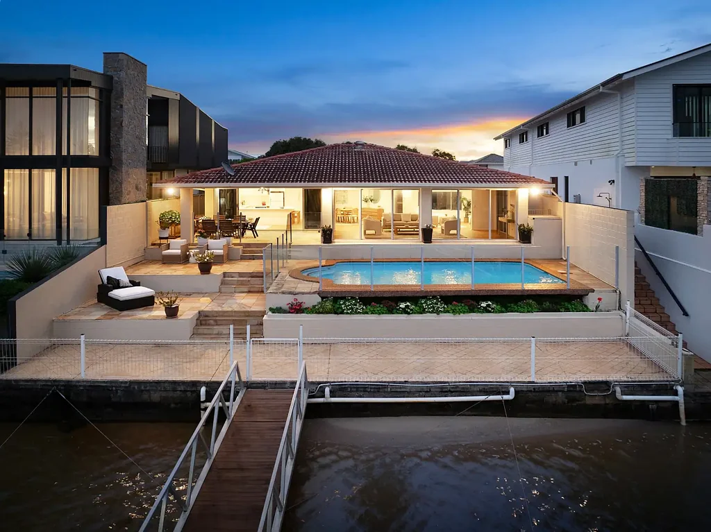 77 Gibraltar Drive, Surfers Paradise, QLD 4217