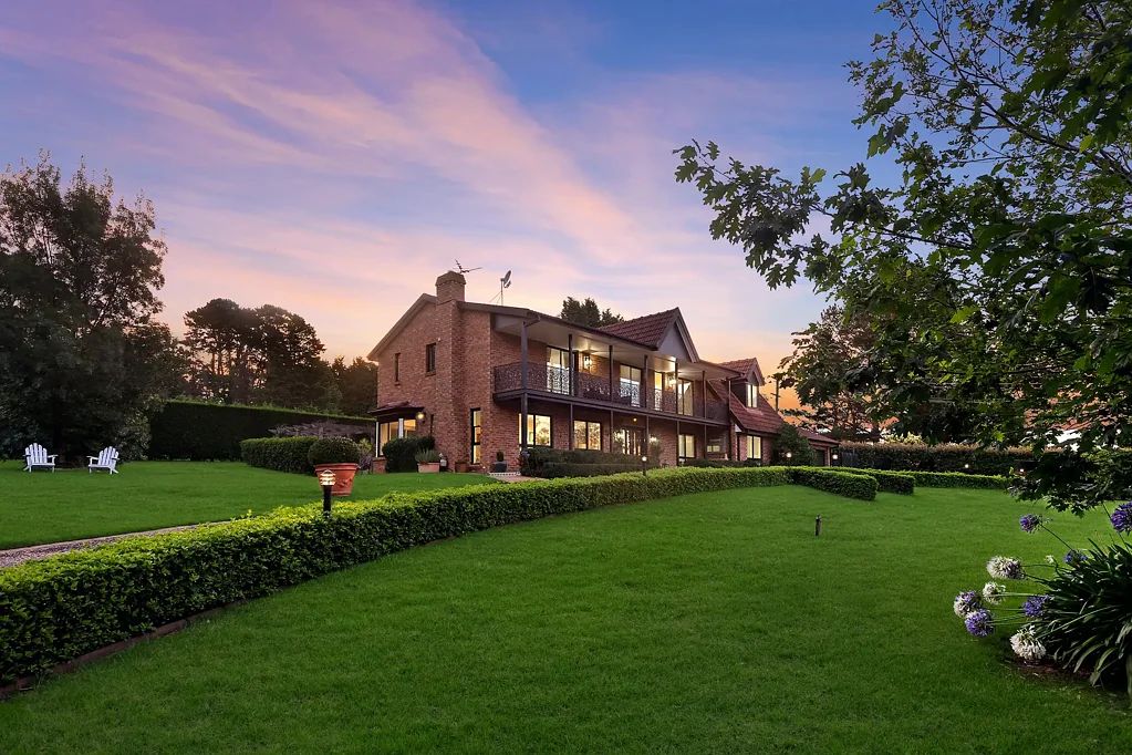 Moss Vale 6 Bedroom Family Sanctuary
