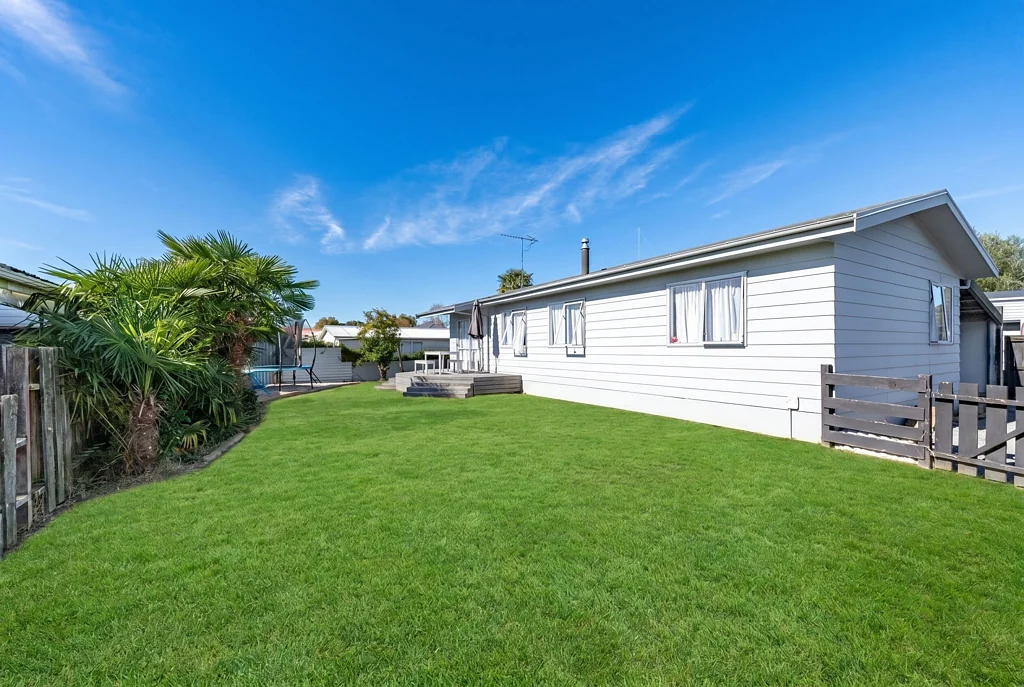 Leamington 3 Bedroom Vendors instructions - bring your offer