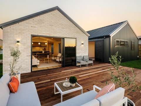 Te Awamutu 4房  Brand new, and simply gorgeous - win the keys!