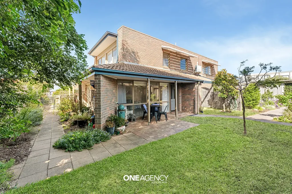 Parkdale 1 Bedroom Over-55s Beachside Serenity