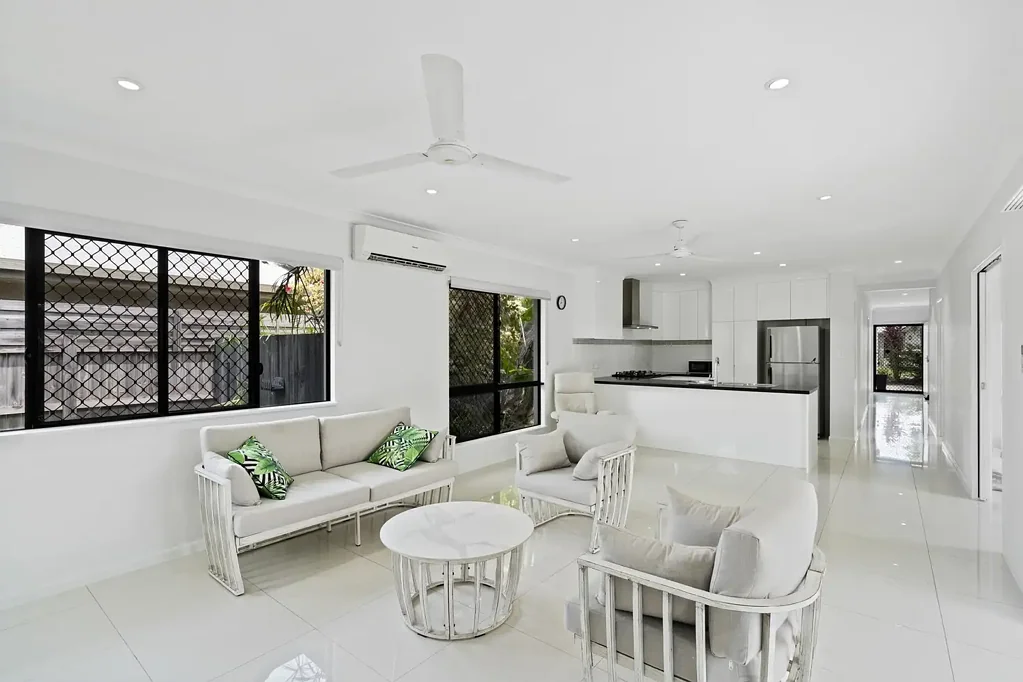 Smithfield 4 Bedroom 4 BED + MEDIA, NO REAR NEIGHBOURS