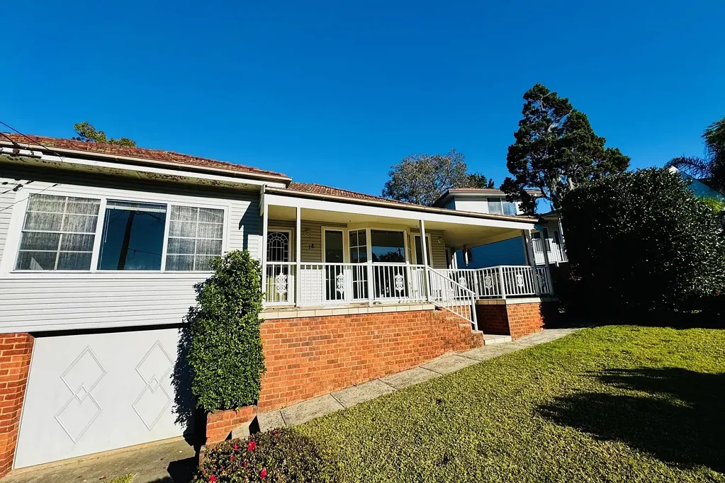 Spaciously Designed Family Home with Brand-New Kitchen