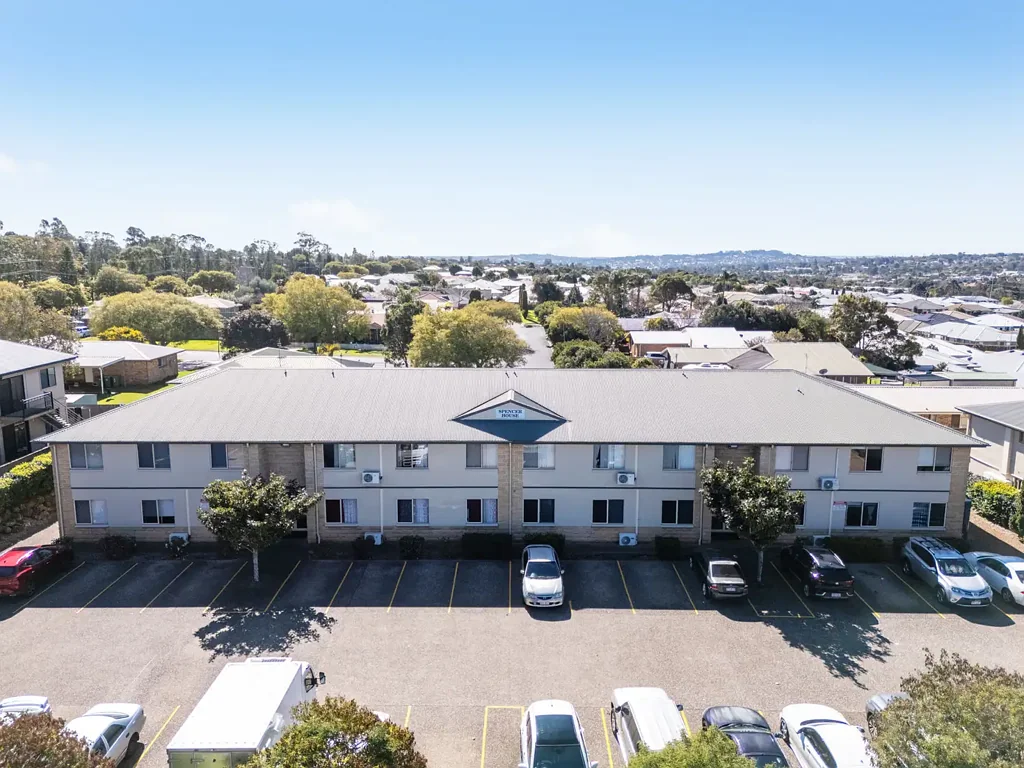 2/5-7 Uniplaza Court, Kearneys Spring, QLD 4350