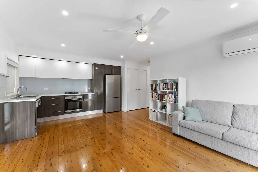Lambton 1房  Stylish, low-Maintenance Living with Private Outdoor Retreat.