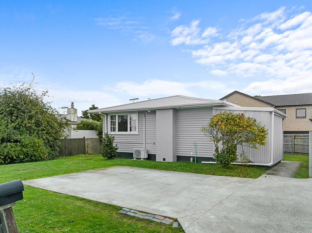 Manurewa East 3房  Urgent to Sell, Present all Offers!!
