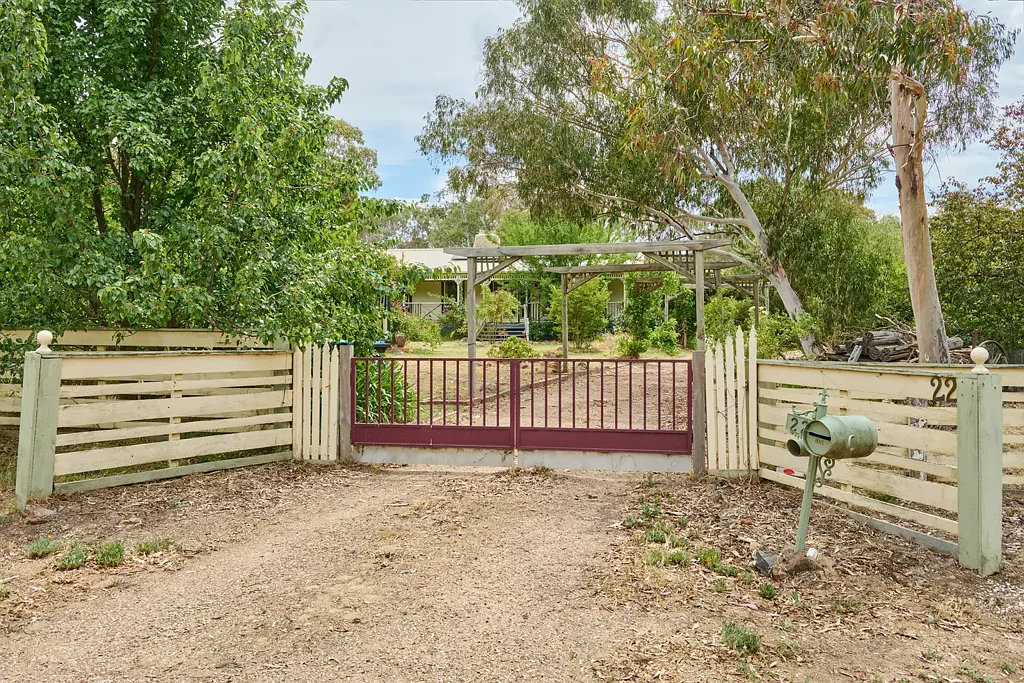 22 Ross street, Heathcote, VIC 3523