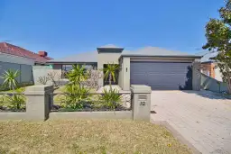 32 Kirkbride Meander, Waikiki